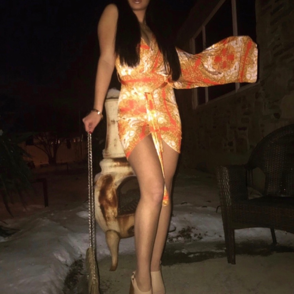 Stunning PLT Floral Kimono Mini Dress with Belt